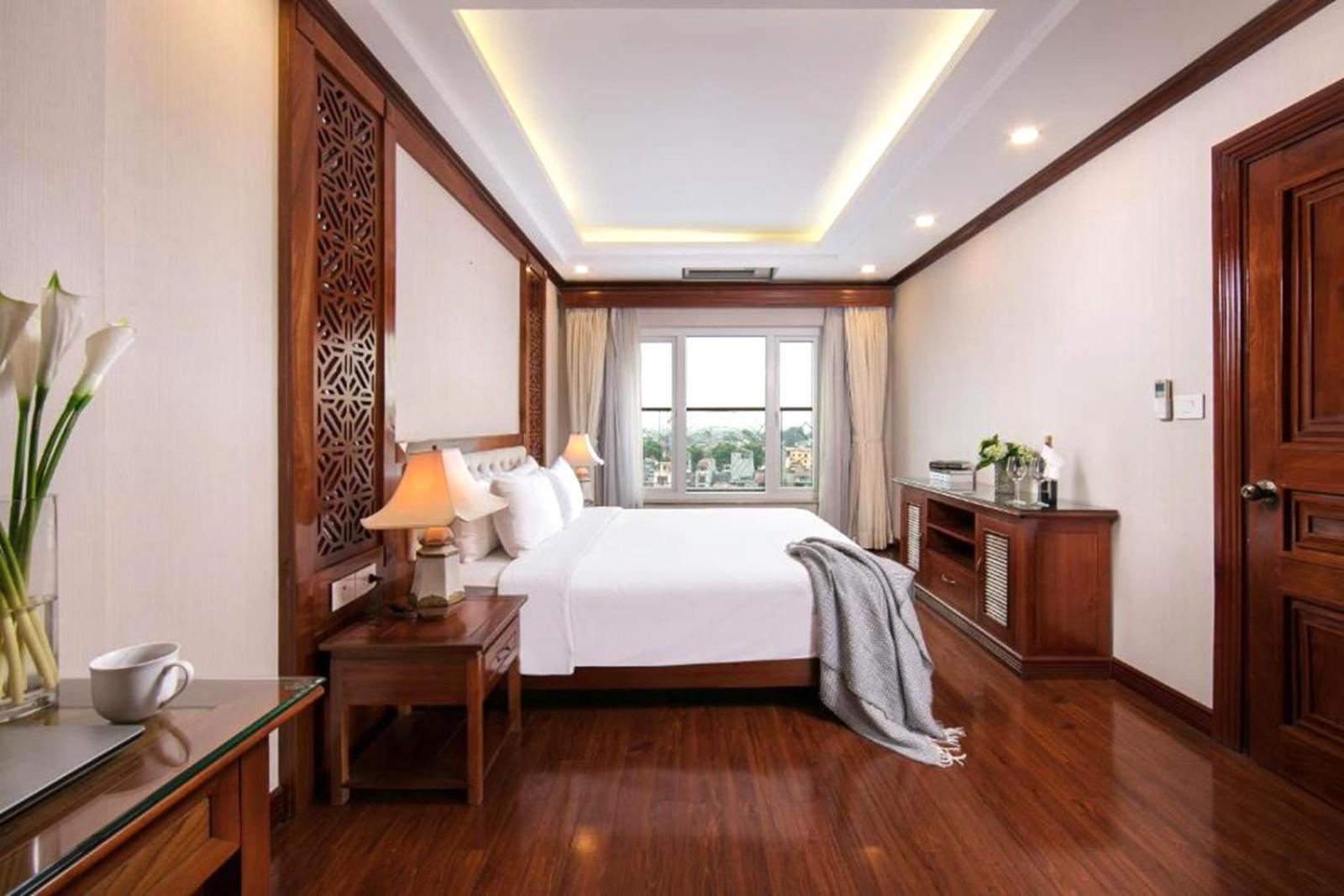 Thien Thai Hotel & Spa Hanoi Buitenkant foto