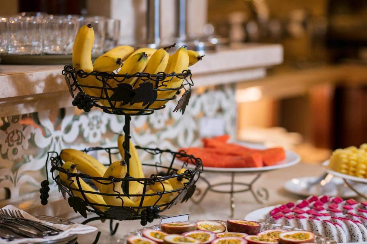 Thien Thai Hotel & Spa Hanoi Buitenkant foto